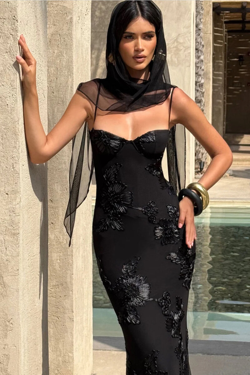 Sukienka Nefertiti czarna